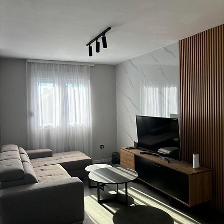 Apartments Luka Kotor Eksteriør bilde